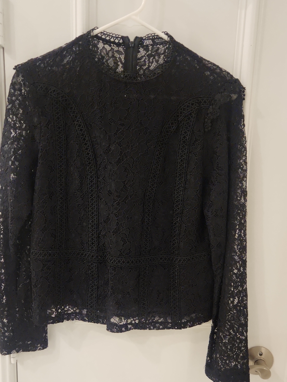 Zara Black Floral Lace Long-Sleeve Blouse